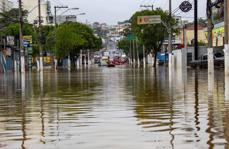 Você está visualizando atualmente Entrevista Luiz Roberto Pladevall – Por que São Paulo vira o caos quando chove forte?